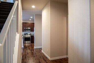 3048 Puget Meadow Loop NE in Lacey, WA - Building Photo - Building Photo