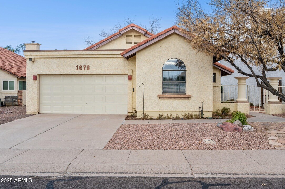 1678 E Cindy St in Chandler, AZ - Building Photo