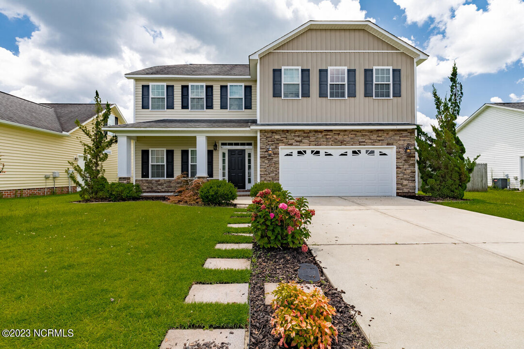 2929 Tesie Trail in New Bern, NC - Building Photo