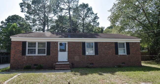 property at 1748 Wayne Ln