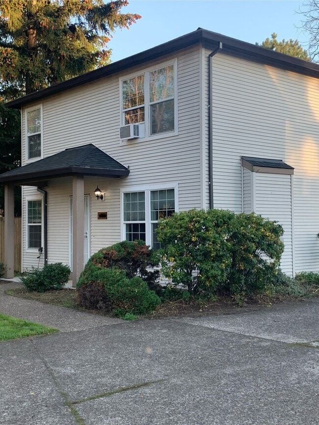 property at 4618 SE 127th Ave