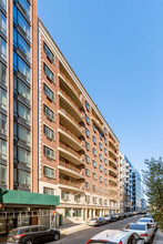 Queens Plaza in Long Island City, NY - Building Photo - Building Photo