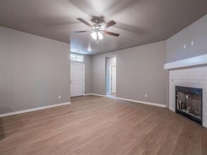 124 Cedar St in Perry, OK - Building Photo - Building Photo