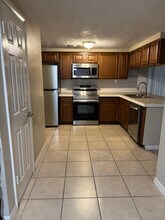 3509 Nixon Rd in Holiday, FL - Foto de edificio - Building Photo