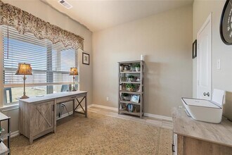 2526 Bordelon Ln in Sienna, TX - Foto de edificio - Building Photo