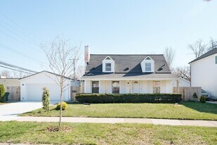 13621 Vernon St in Oak Park, MI - Building Photo