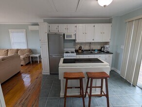 44 Old Point Rd in Newbury, MA - Building Photo - Building Photo