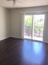 9 S Lake Dr in Antioch, CA - Building Photo - Building Photo