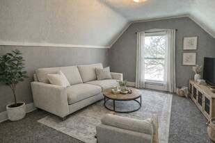 1222 Eastern Ave SE, Unit 2 in Grand Rapids, MI - Building Photo