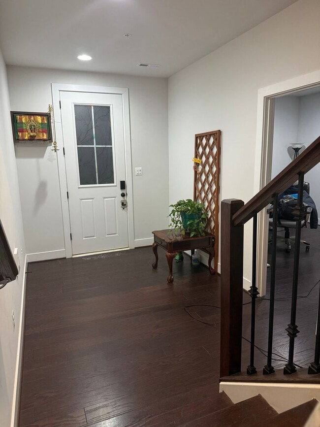 22102 Cabin Branch Ave in Clarksburg, MD - Building Photo - Building Photo