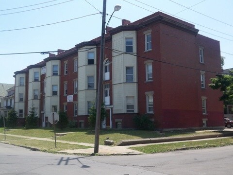 191-197 Bird Ave in Buffalo, NY - Building Photo