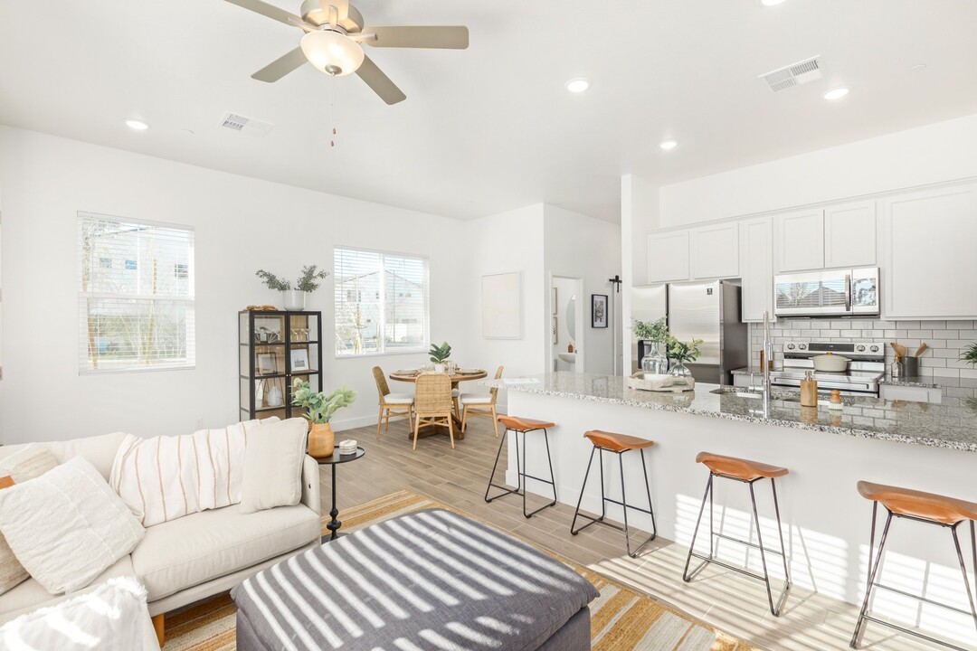 Annex at Cadence in Mesa, AZ - Building Photo