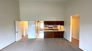 170 Donegal Way in Martinez, CA - Building Photo - Building Photo