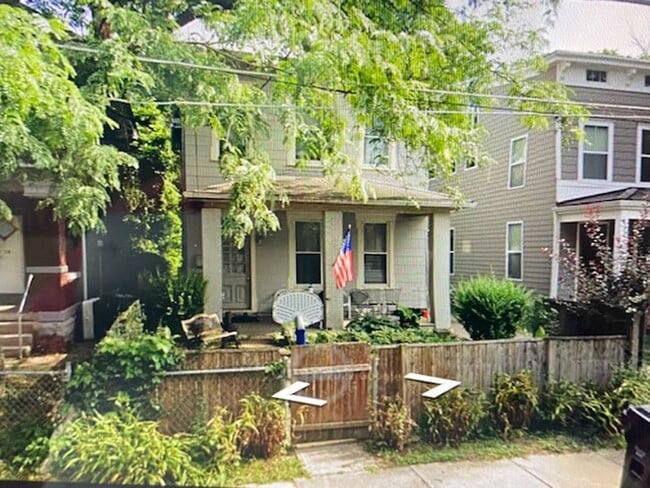 property at 1718 Dexter Ave