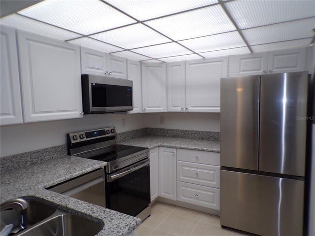 21405 Olean Blvd in Port Charlotte, FL - Building Photo - Building Photo