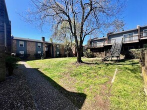 280 S Hill Ave in Fayetteville, AR - Building Photo - Building Photo
