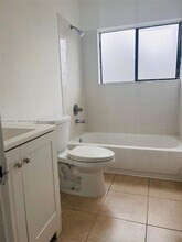 10878 Royal Palm Blvd in Coral Springs, FL - Building Photo - Building Photo