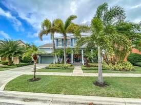 5225 Brighton Shore Dr in Apollo Beach, FL - Building Photo