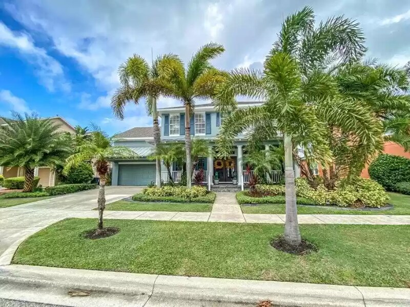 5225 Brighton Shore Dr in Apollo Beach, FL - Building Photo