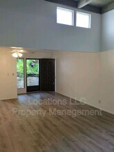 44-121-121 Laha St in Kaneohe, HI - Building Photo - Building Photo