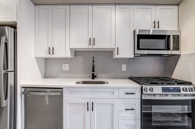 property at 1526 2nd St SW