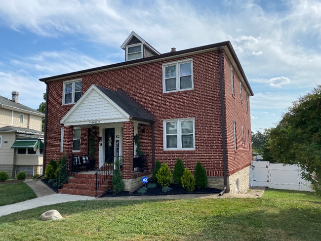 1026 S Beechfield Ave-Unit -B in Baltimore, MD - Building Photo - Building Photo