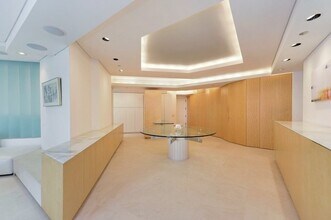 950 N Michigan Ave, Unit 4003 in Chicago, IL - Foto de edificio - Building Photo