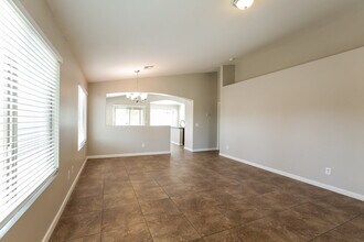 501 S 112th Dr in Avondale, AZ - Building Photo - Building Photo