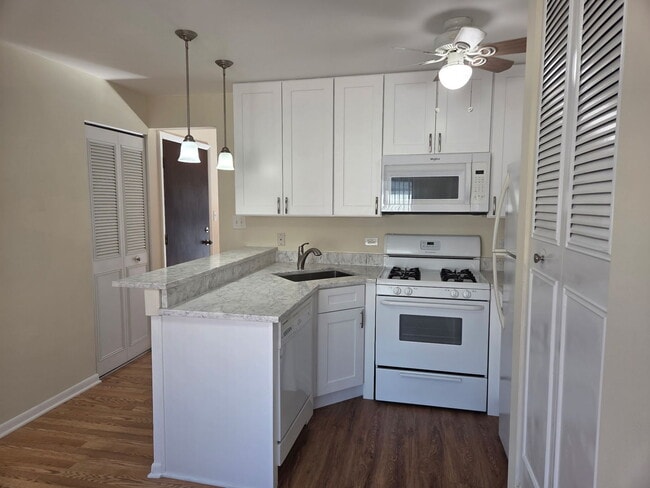 626 S Cass Ave in Westmont, IL - Building Photo - Building Photo