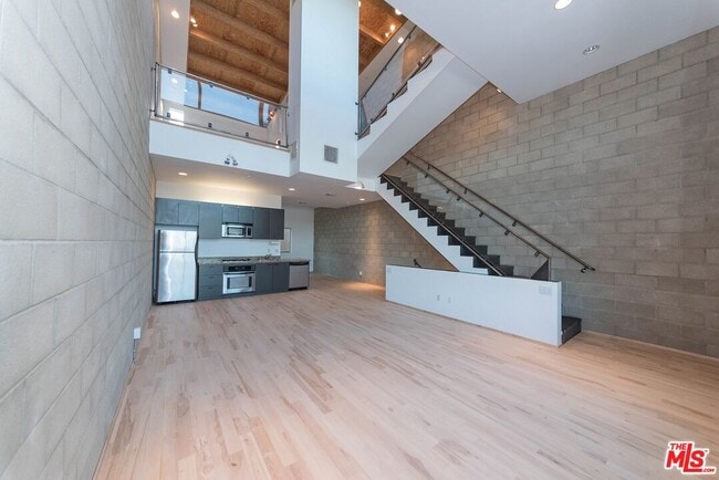 property at 717 Highland Ave