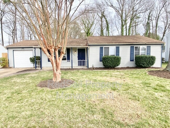725 Chatsworth Dr in Newport News, VA - Building Photo - Building Photo