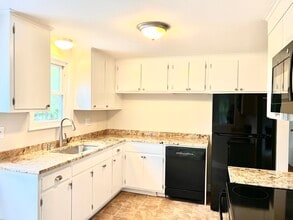 43 Grove St in Randolph, MA - Building Photo - Building Photo