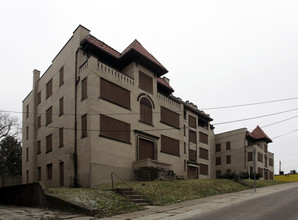 Rutledge Apartments in Cincinnati, OH - Building Photo - Building Photo