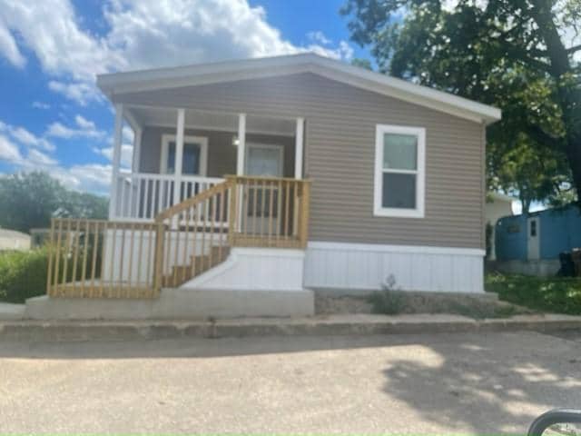 property at 232 Cardinal Ln