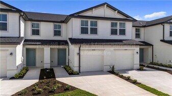 4260 Canova Ct in North Fort Myers, FL - Building Photo