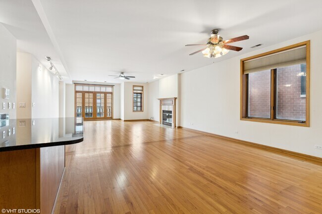 2533 N Halsted St, Unit 2N in Chicago, IL - Building Photo - Building Photo