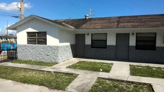 4120 SW 19th St in West Park, FL - Building Photo