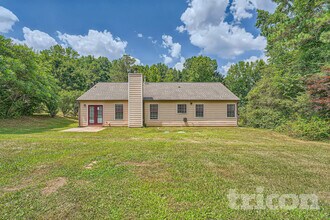 4031 Daylily Way in Douglasville, GA - Building Photo - Building Photo