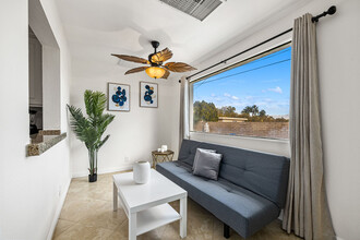 2290 N Victoria Rd-Unit -ID1022789P in Palm Springs, CA - Foto de edificio - Building Photo