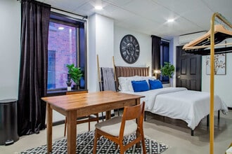 1020 16th St NW in Washington, DC - Building Photo - Building Photo