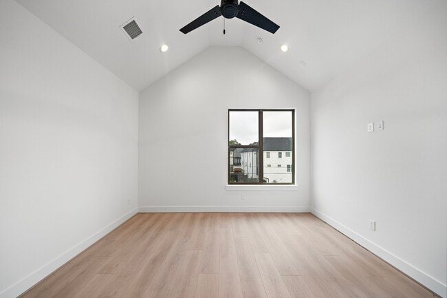 property at 2914 Delano St