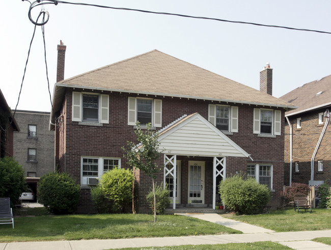 47-49 Claxton Blvd in Toronto, ON - Building Photo - Primary Photo