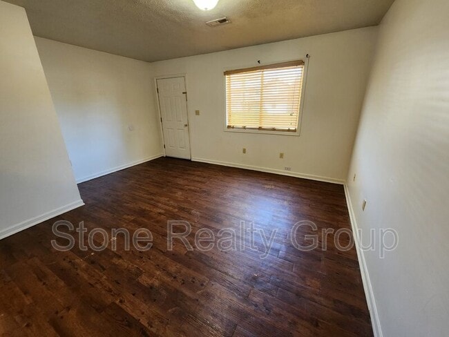 440 S Gilbert St in Clinton, IN - Building Photo - Building Photo