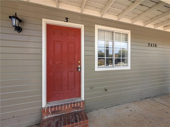 property at 2456 N Brophy Cir