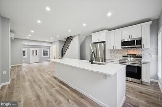 547 S Yewdall St in Philadelphia, PA - Building Photo - Building Photo