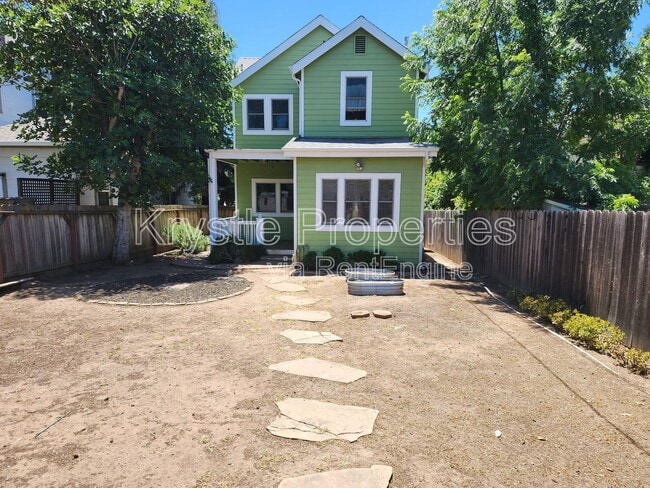 235 W J St in Benicia, CA - Building Photo - Building Photo