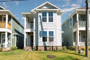 1530 W Romana St in Pensacola, FL - Building Photo