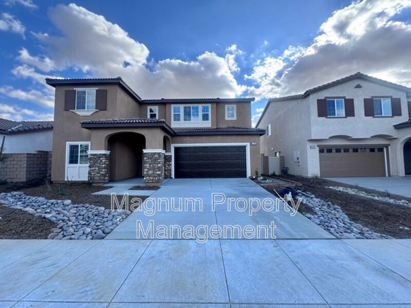 31393 Sycamore Canyon Ln in Menifee, CA - Building Photo