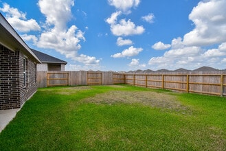 19811 Sparkling Sea Dr in Hockley, TX - Foto de edificio - Building Photo