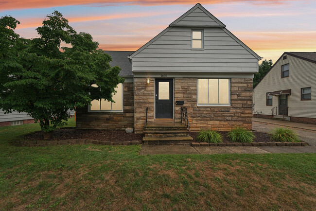 property at 1639 Harwich Rd
